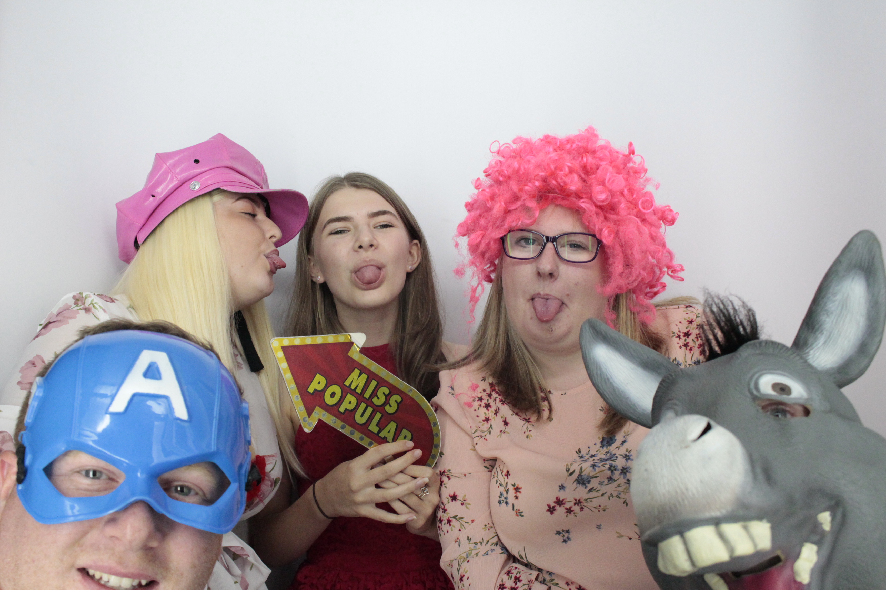 Dorothy's 90th Birthday | View more photos from the event at gallery.myphotoboothexperience.co.uk/u/MyPhotoBoothExperienceLtd/Dorothys-90th-Birthday